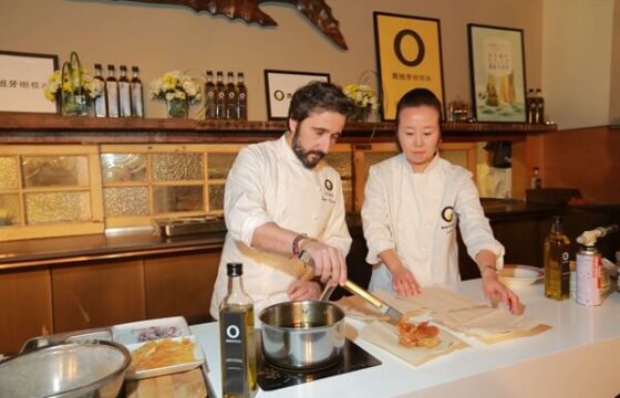 西班牙橄榄油在上海美好人生大使馆开启大门